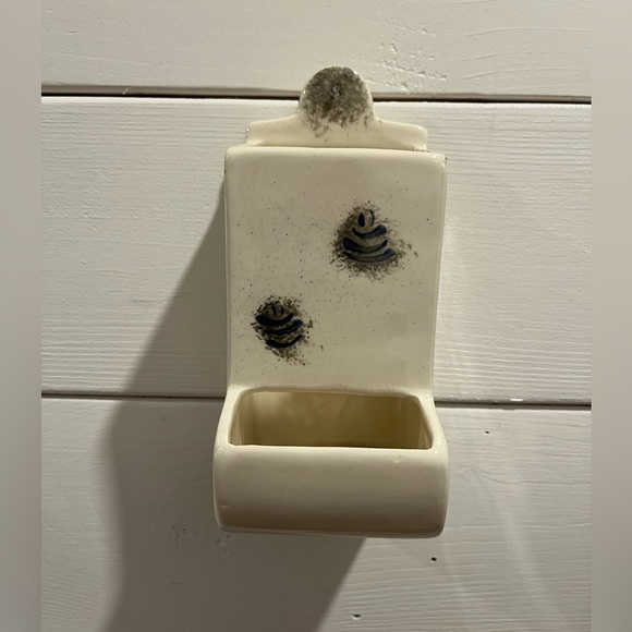🩶Ceramic Match Holder – Wall Mount - Picture 6 of 15